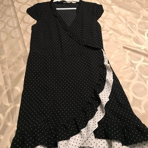 Pretty Dresses - Picture 5 of 9